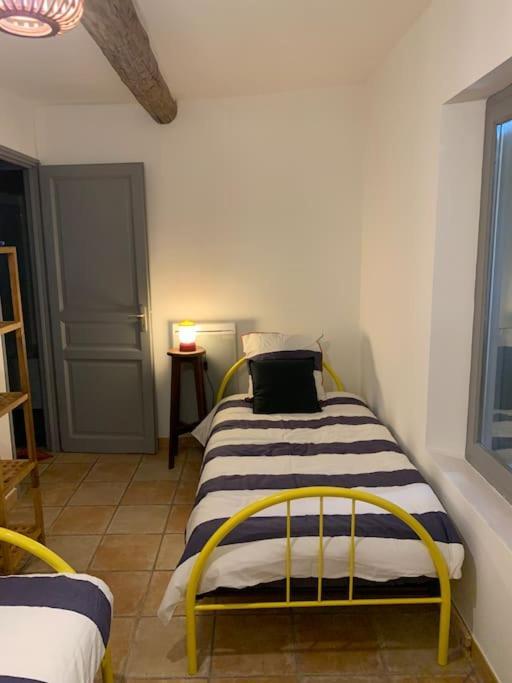 Duplex T3 Climatise Centre Terrasse Parking Payant Apartment Manosque